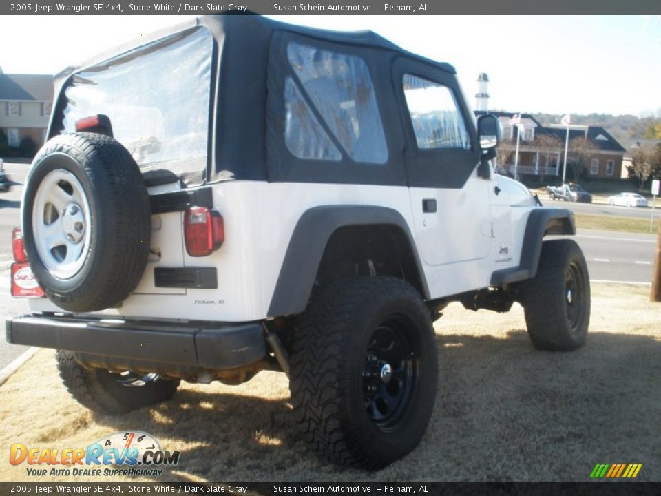 2005 Jeep Wrangler SE 4x4 Stone White / Dark Slate Gray Photo #3