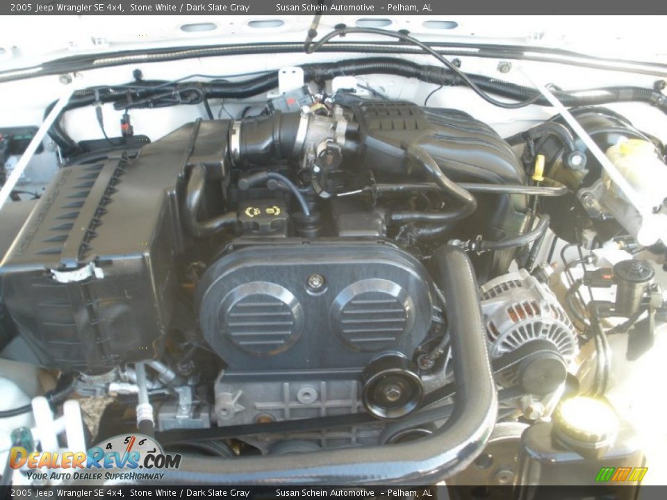 2005 Jeep Wrangler SE 4x4 Stone White / Dark Slate Gray Photo #8