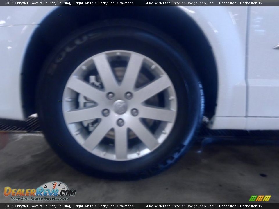 2014 Chrysler Town & Country Touring Bright White / Black/Light Graystone Photo #5