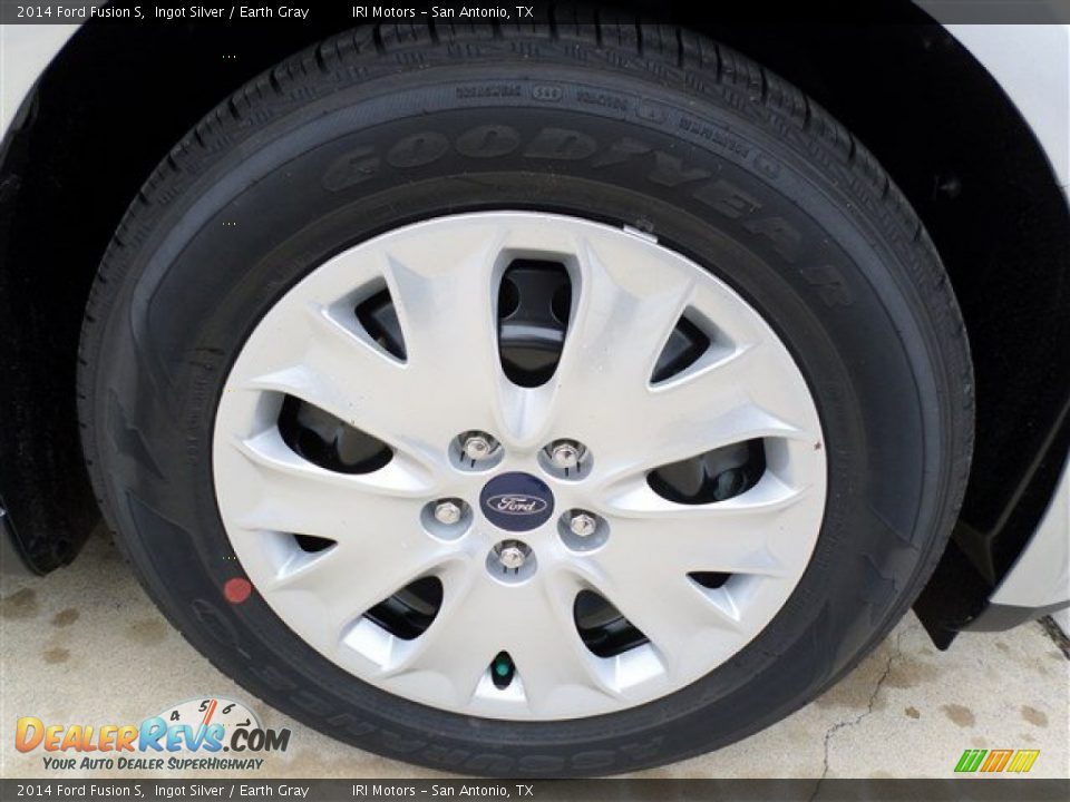 2014 Ford Fusion S Ingot Silver / Earth Gray Photo #8