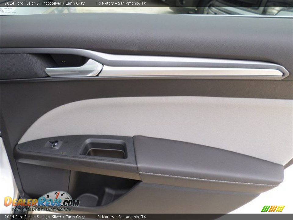 2014 Ford Fusion S Ingot Silver / Earth Gray Photo #12