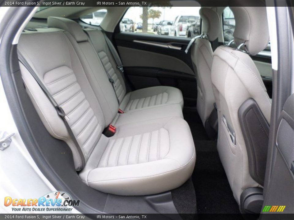 2014 Ford Fusion S Ingot Silver / Earth Gray Photo #13