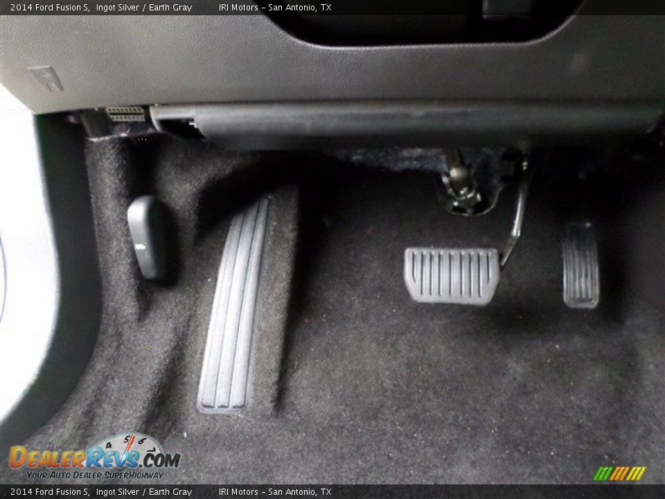 2014 Ford Fusion S Ingot Silver / Earth Gray Photo #26