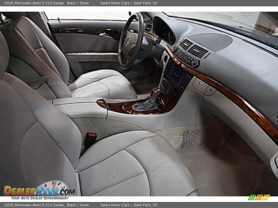 2005 Mercedes-Benz E 320 Sedan Black / Stone Photo #7