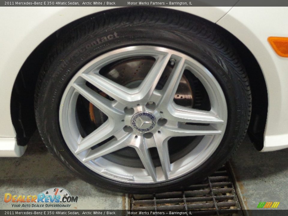2011 Mercedes-Benz E 350 4Matic Sedan Arctic White / Black Photo #5