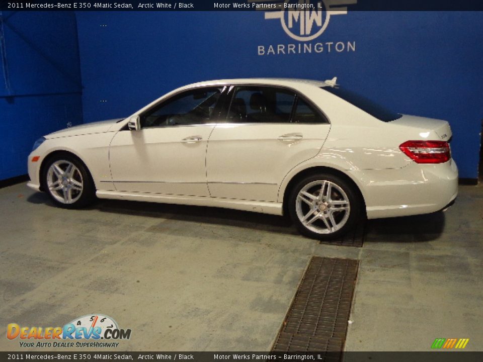2011 Mercedes-Benz E 350 4Matic Sedan Arctic White / Black Photo #11