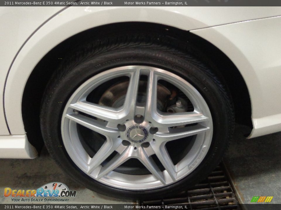 2011 Mercedes-Benz E 350 4Matic Sedan Arctic White / Black Photo #12