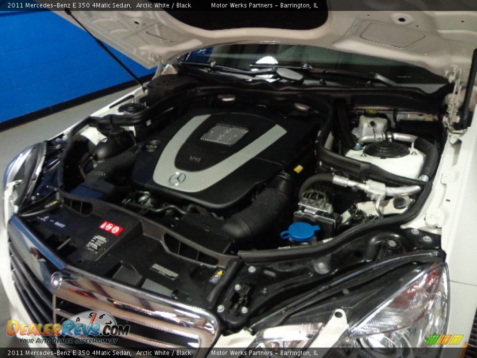 2011 Mercedes-Benz E 350 4Matic Sedan Arctic White / Black Photo #15