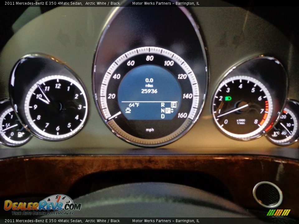 2011 Mercedes-Benz E 350 4Matic Sedan Arctic White / Black Photo #17