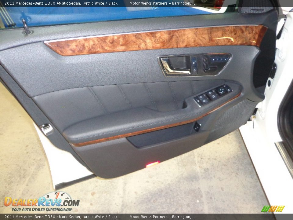 2011 Mercedes-Benz E 350 4Matic Sedan Arctic White / Black Photo #19
