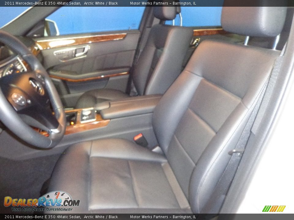 2011 Mercedes-Benz E 350 4Matic Sedan Arctic White / Black Photo #21