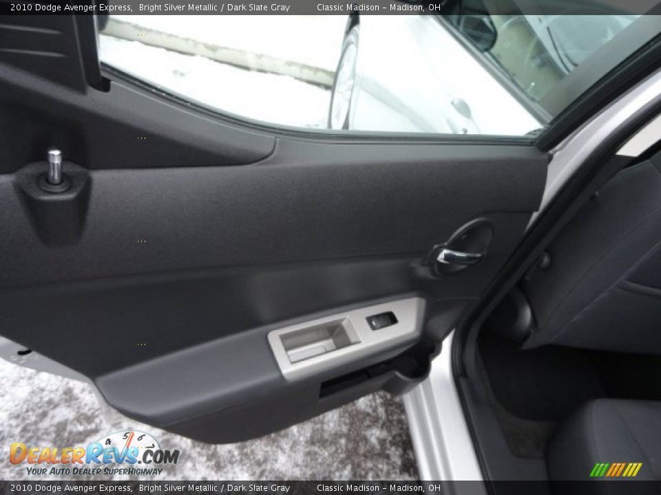 2010 Dodge Avenger Express Bright Silver Metallic / Dark Slate Gray Photo #10