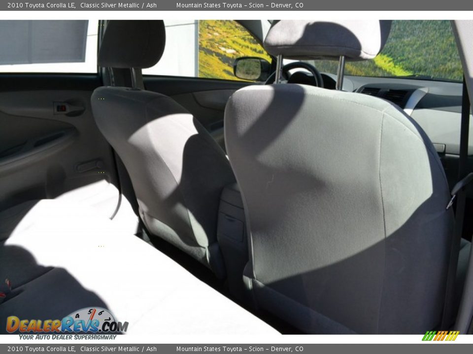 2010 Toyota Corolla LE Classic Silver Metallic / Ash Photo #18