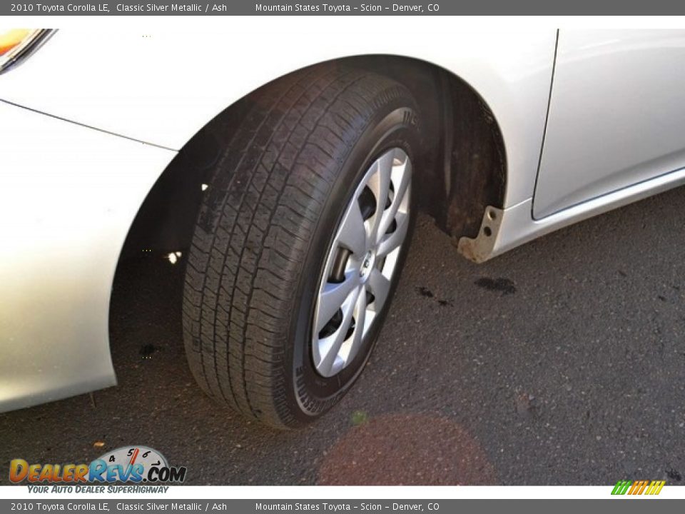 2010 Toyota Corolla LE Classic Silver Metallic / Ash Photo #25