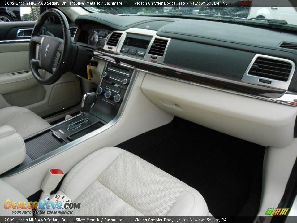 2009 Lincoln MKS AWD Sedan Brilliant Silver Metallic / Cashmere Photo #12