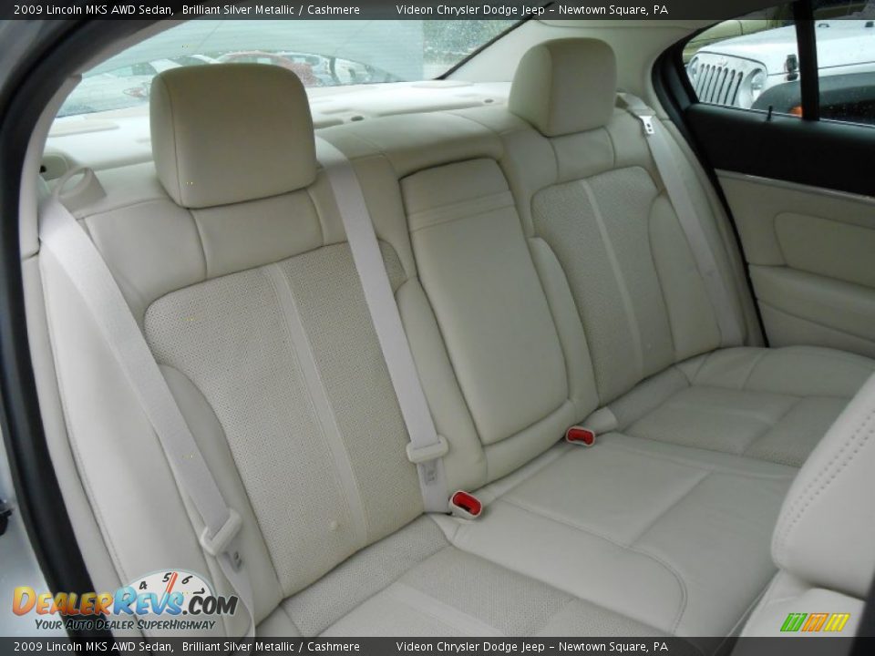 2009 Lincoln MKS AWD Sedan Brilliant Silver Metallic / Cashmere Photo #15