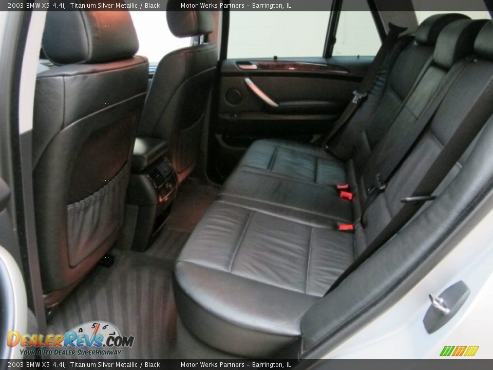 Rear Seat of 2003 BMW X5 4.4i Photo #19