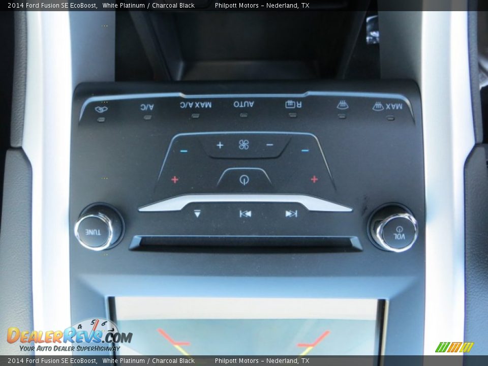 2014 Ford Fusion SE EcoBoost White Platinum / Charcoal Black Photo #30
