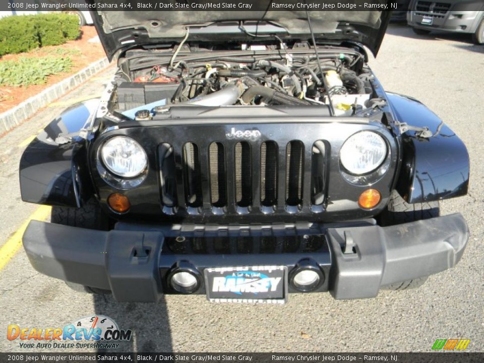 2008 Jeep Wrangler Unlimited Sahara 4x4 Black / Dark Slate Gray/Med Slate Gray Photo #3