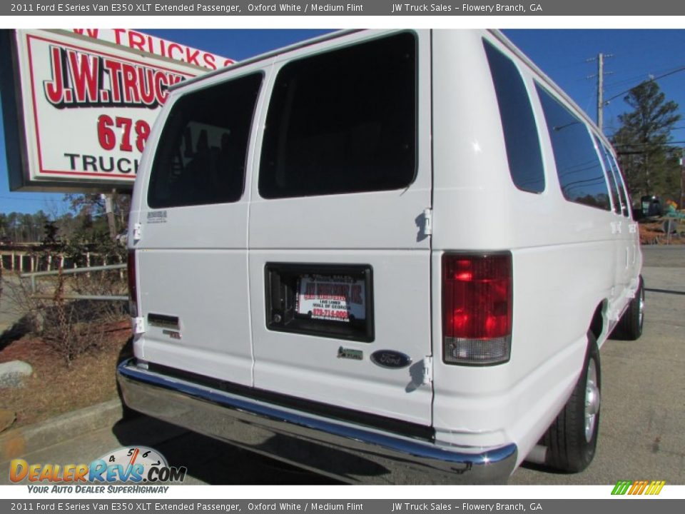 2011 Ford E Series Van E350 XLT Extended Passenger Oxford White / Medium Flint Photo #8