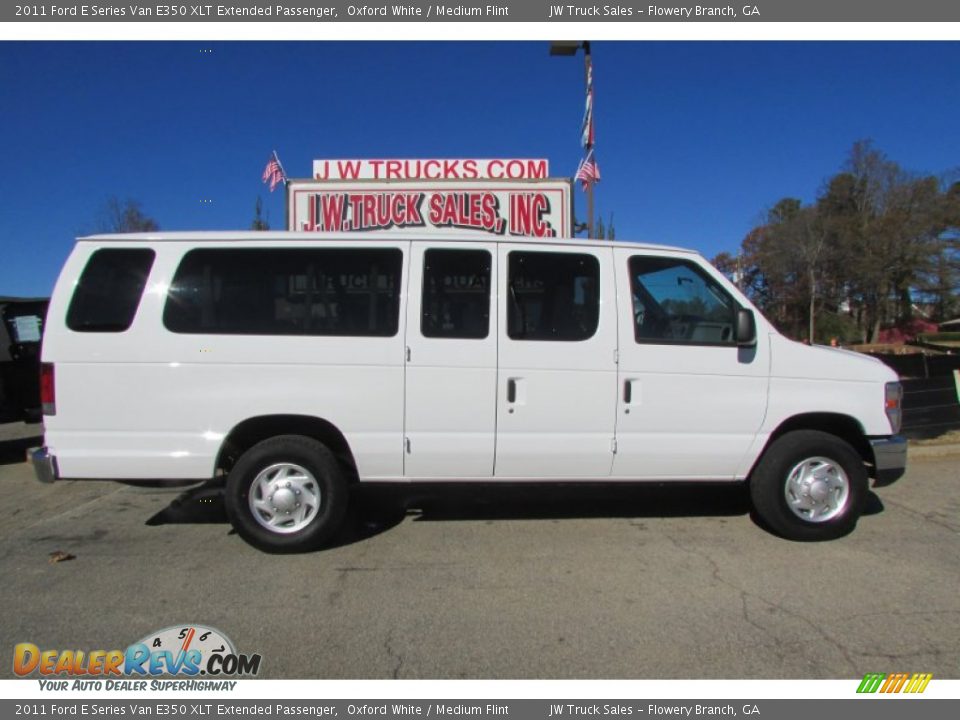 2011 Ford E Series Van E350 XLT Extended Passenger Oxford White / Medium Flint Photo #10