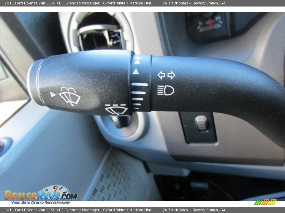 2011 Ford E Series Van E350 XLT Extended Passenger Oxford White / Medium Flint Photo #24