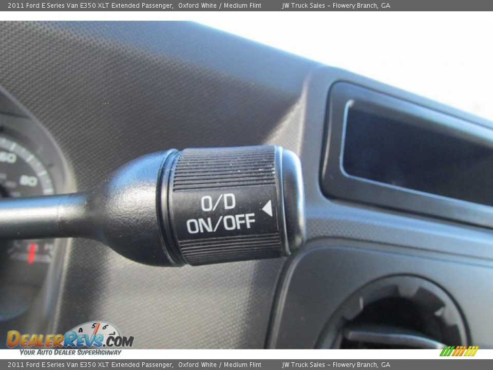 2011 Ford E Series Van E350 XLT Extended Passenger Oxford White / Medium Flint Photo #29