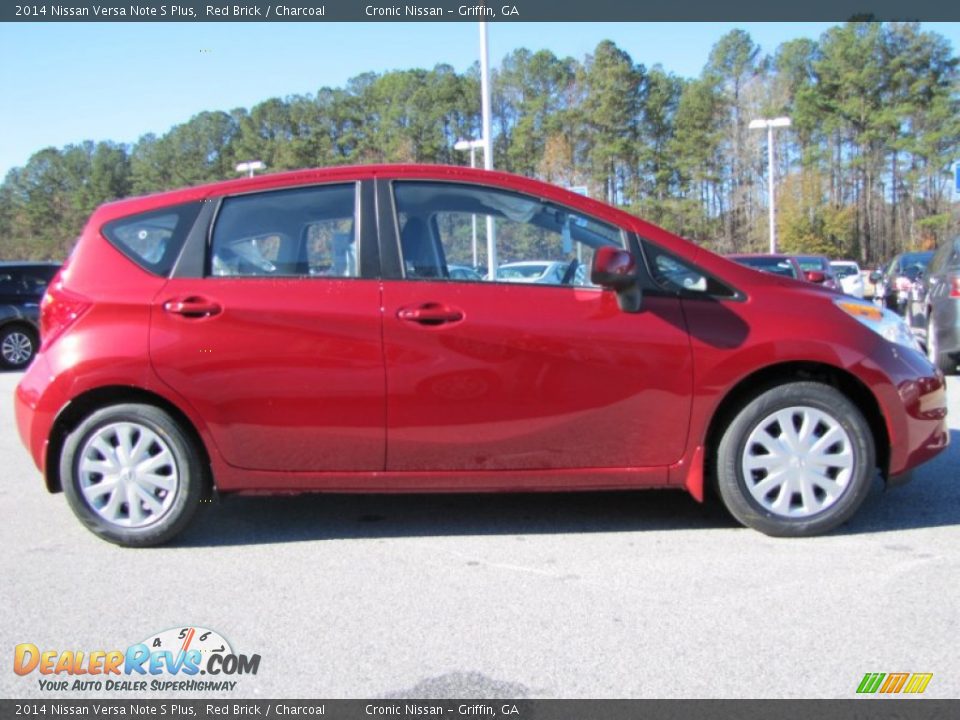 2014 Nissan Versa Note S Plus Red Brick / Charcoal Photo #5