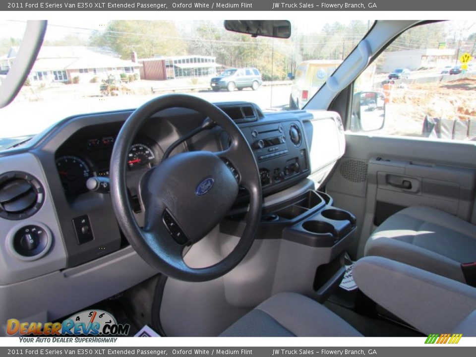 2011 Ford E Series Van E350 XLT Extended Passenger Oxford White / Medium Flint Photo #20