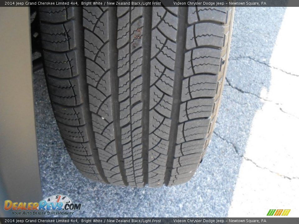 2014 Jeep Grand Cherokee Limited 4x4 Bright White / New Zealand Black/Light Frost Photo #22