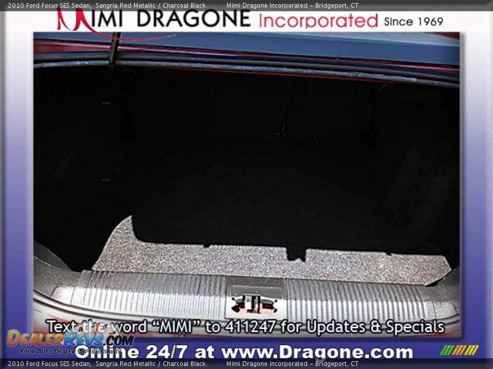 2010 Ford Focus SES Sedan Sangria Red Metallic / Charcoal Black Photo #15