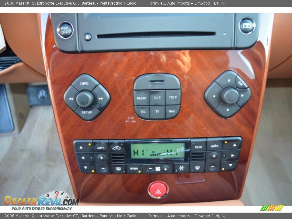 Controls of 2006 Maserati Quattroporte Executive GT Photo #18