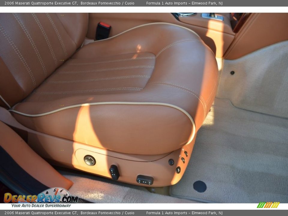 Front Seat of 2006 Maserati Quattroporte Executive GT Photo #24