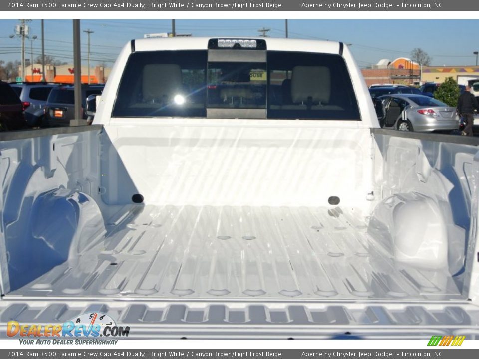 2014 Ram 3500 Laramie Crew Cab 4x4 Dually Trunk Photo #16