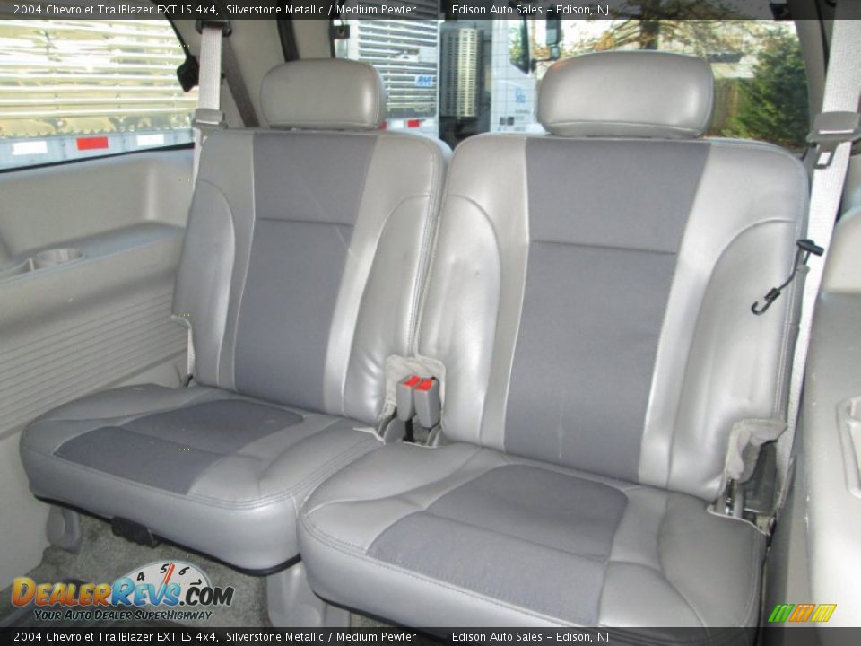 2004 Chevrolet TrailBlazer EXT LS 4x4 Silverstone Metallic / Medium Pewter Photo #19
