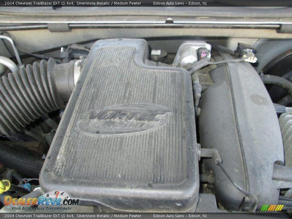 2004 Chevrolet TrailBlazer EXT LS 4x4 Silverstone Metallic / Medium Pewter Photo #34