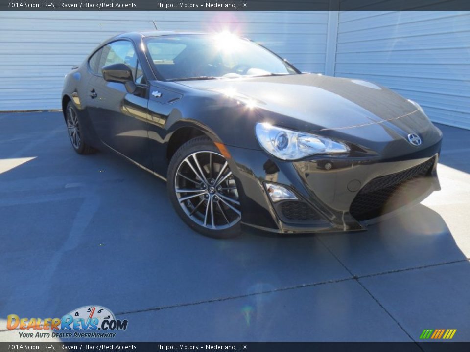 Front 3/4 View of 2014 Scion FR-S  Photo #1