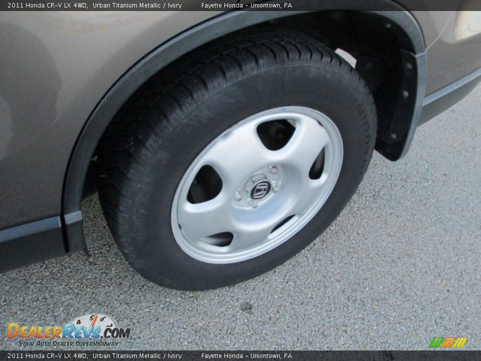 2011 Honda CR-V LX 4WD Urban Titanium Metallic / Ivory Photo #15