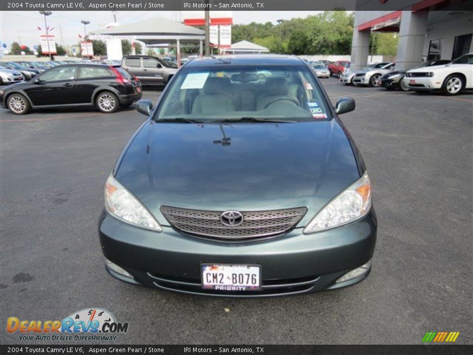2004 Toyota Camry LE V6 Aspen Green Pearl / Stone Photo #2