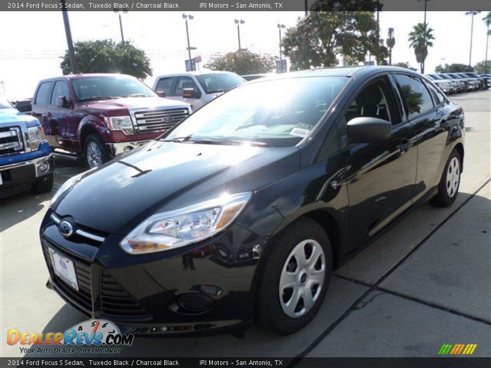 2014 Ford Focus S Sedan Tuxedo Black / Charcoal Black Photo #1