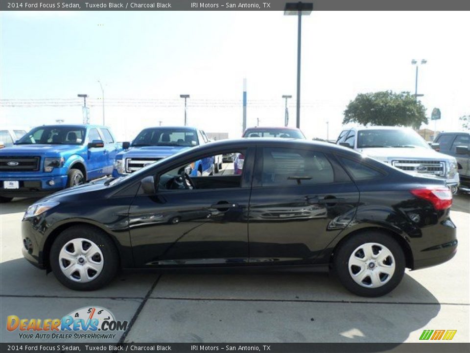 2014 Ford Focus S Sedan Tuxedo Black / Charcoal Black Photo #2