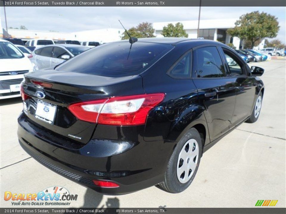 2014 Ford Focus S Sedan Tuxedo Black / Charcoal Black Photo #5