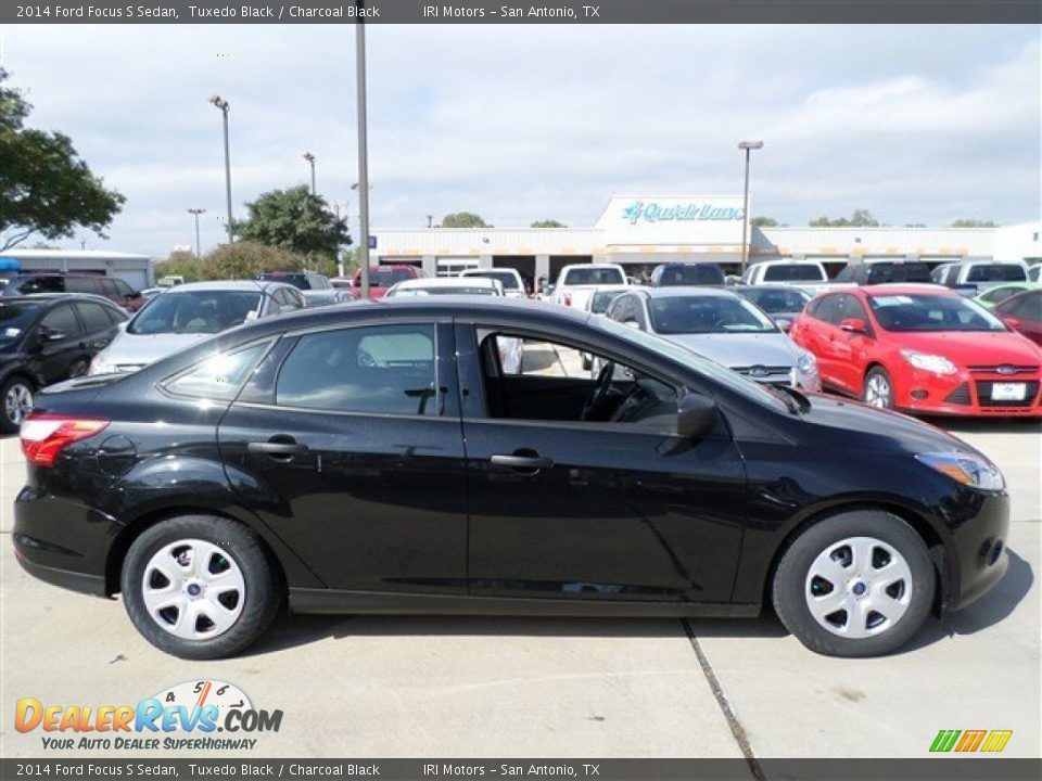 2014 Ford Focus S Sedan Tuxedo Black / Charcoal Black Photo #6