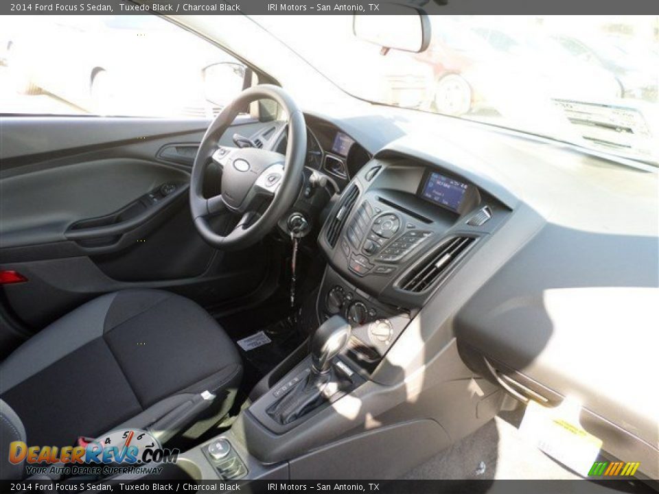 2014 Ford Focus S Sedan Tuxedo Black / Charcoal Black Photo #11