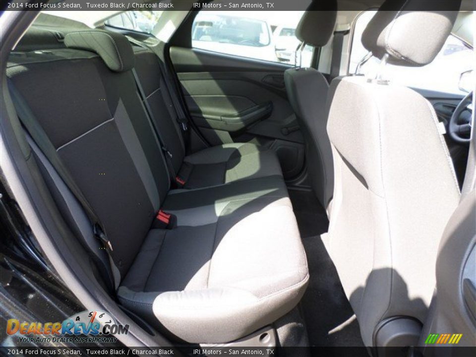 2014 Ford Focus S Sedan Tuxedo Black / Charcoal Black Photo #12