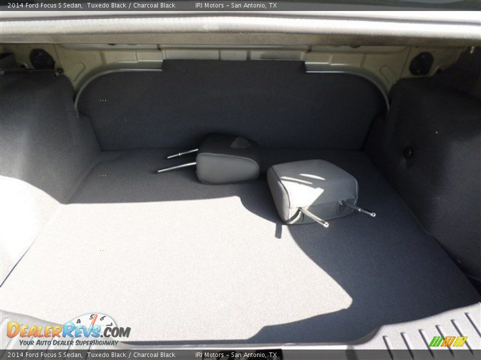 2014 Ford Focus S Sedan Tuxedo Black / Charcoal Black Photo #13