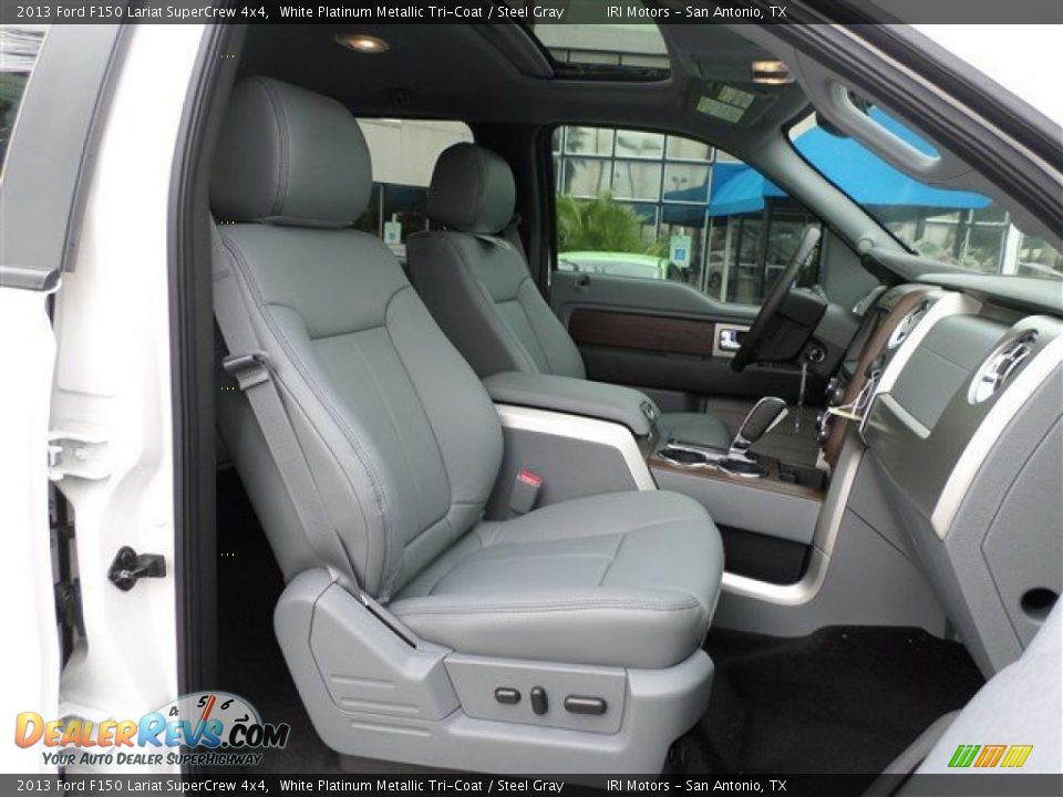 2013 Ford F150 Lariat SuperCrew 4x4 White Platinum Metallic Tri-Coat / Steel Gray Photo #10