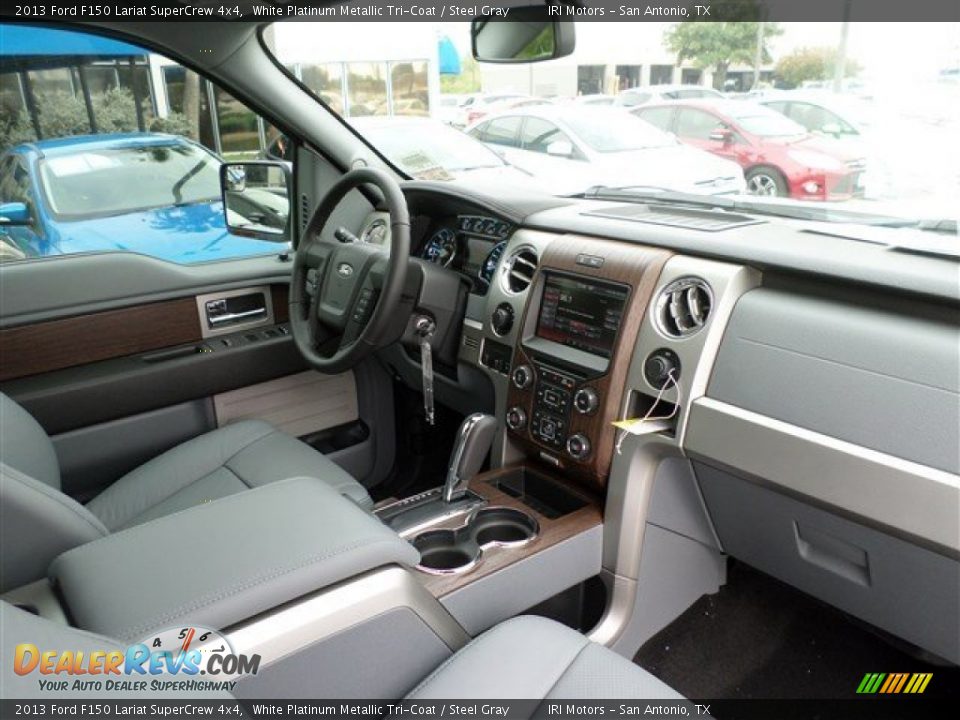 2013 Ford F150 Lariat SuperCrew 4x4 White Platinum Metallic Tri-Coat / Steel Gray Photo #12