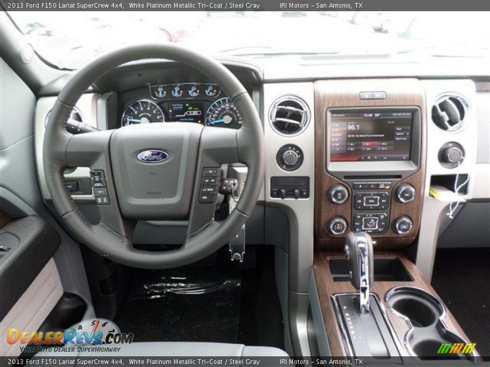 2013 Ford F150 Lariat SuperCrew 4x4 White Platinum Metallic Tri-Coat / Steel Gray Photo #16