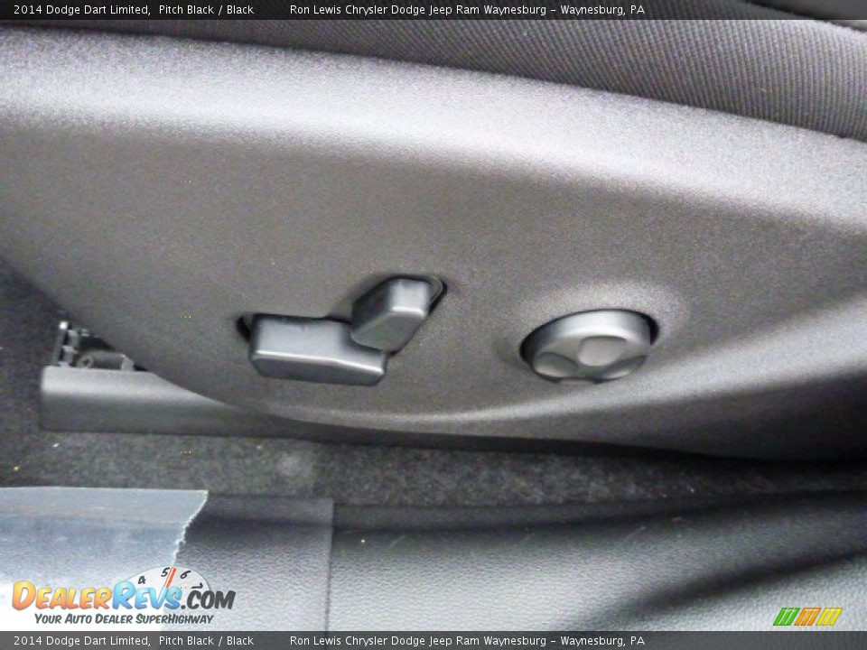 Controls of 2014 Dodge Dart Limited Photo #14